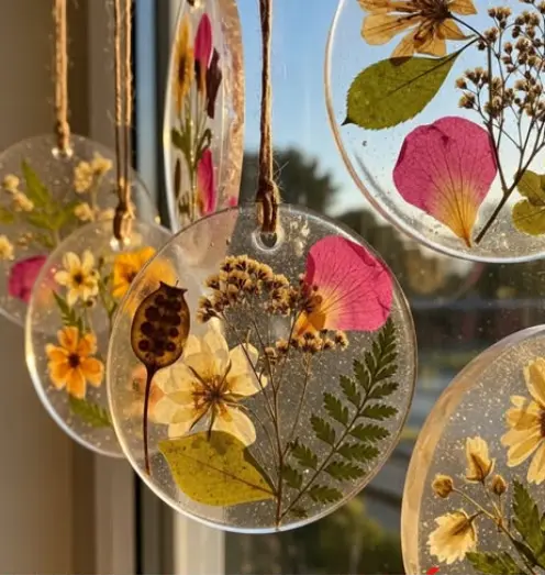 Atrapasoles de Bioplástico | Manualidad ecológica y colorida para niños unnamed file 1